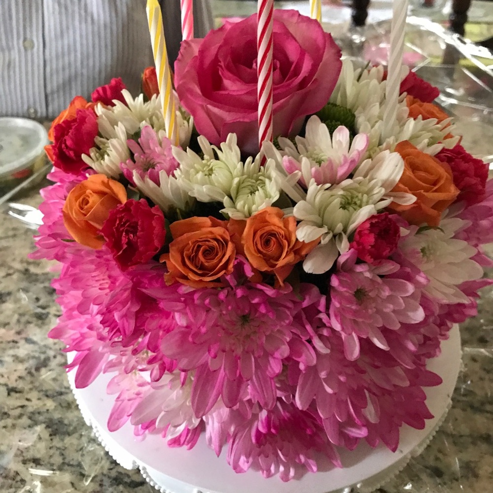 Meet your Posher, Samantha. I’m open to making dreams come true.  Love bundling